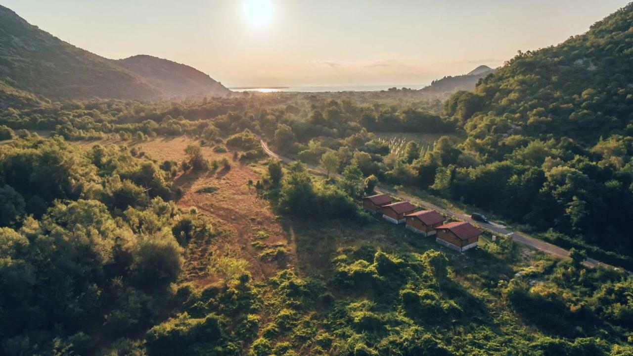 Orahovo Cottages Virpazar Exteriér fotografie